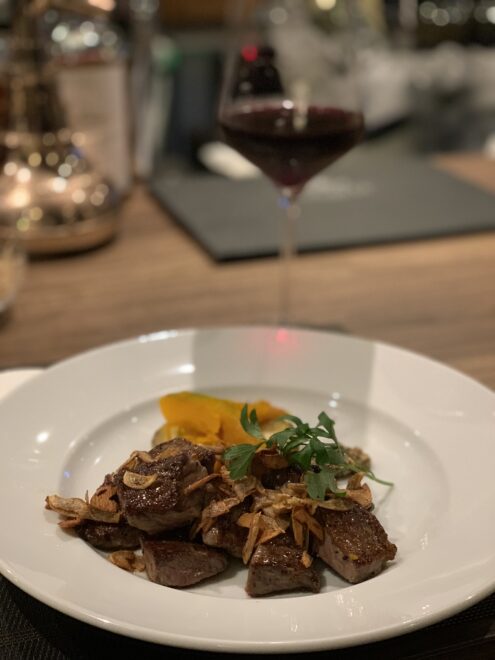 定番のガーリックステーキ