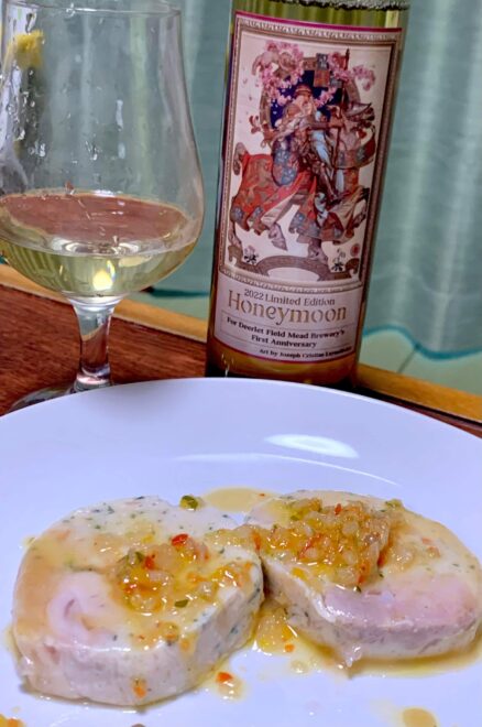 信濃屋のオツマミと蜂蜜酒ミード